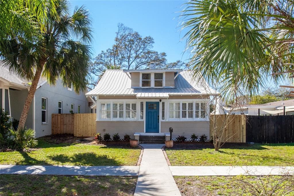 244 35TH AVENUE N ST PETERSBURG, FL 33704