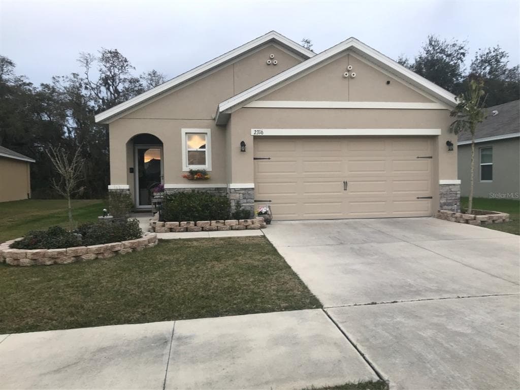 2316 ASHBERRY RIDGE DRIVE