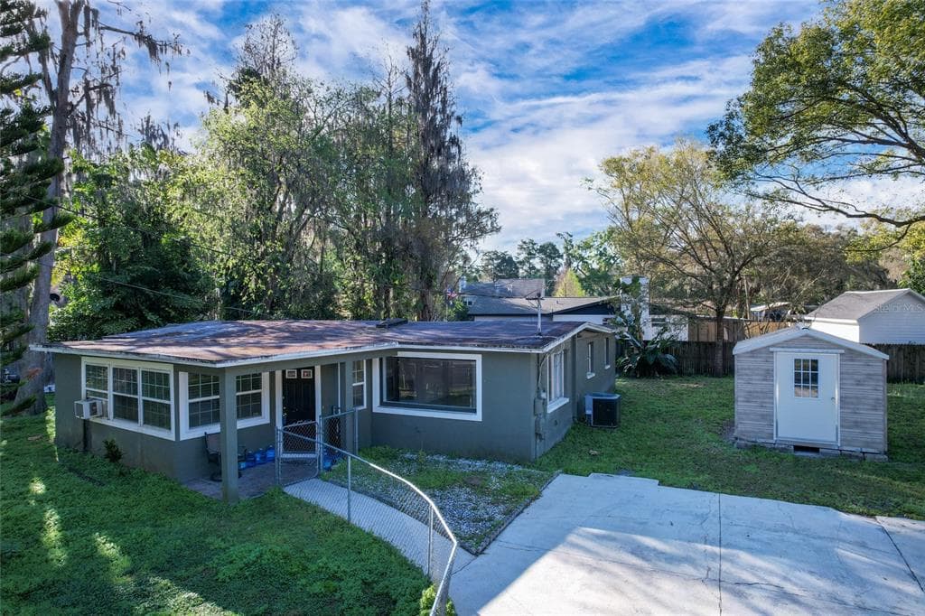 1402 JEAN STREET LUTZ, FL 33548