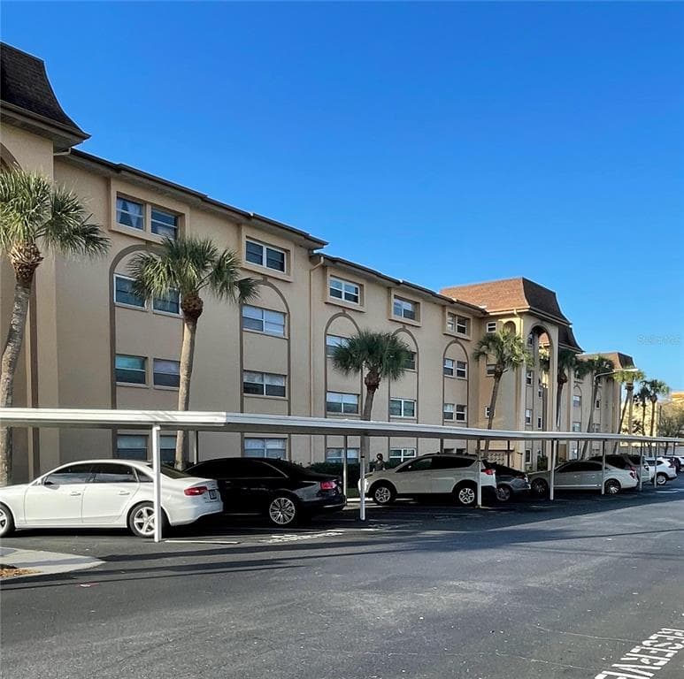 2525 W BAY DRIVE UNIT A16 BELLEAIR BLUFFS, FL 33770