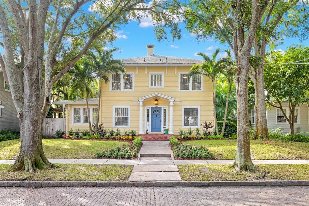 546 14TH AVENUE NE ST PETERSBURG, FL 33701