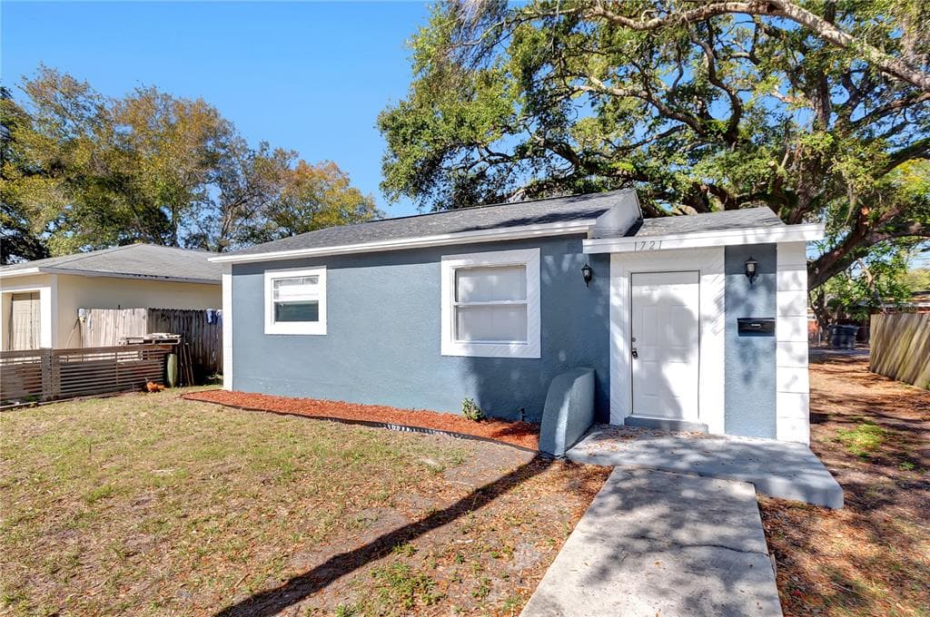 1721 PATTON AVENUE S ST PETERSBURG, FL 33712