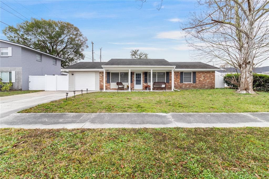 6506 LENORE DRIVE TAMPA, FL 33634