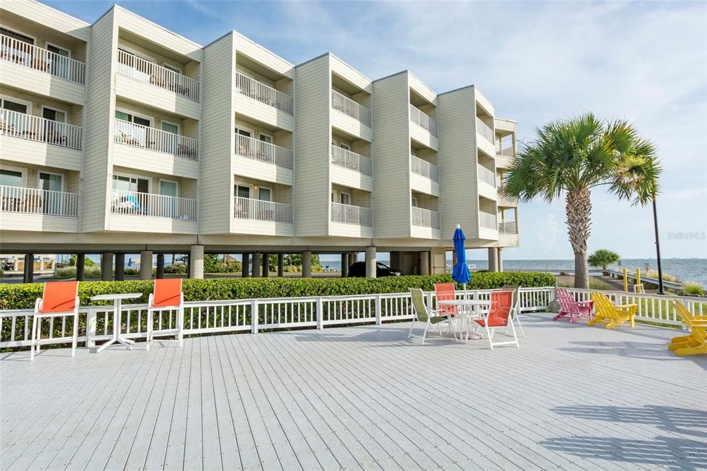 2506 N ROCKY POINT DRIVE UNIT 355 TAMPA, FL 33607