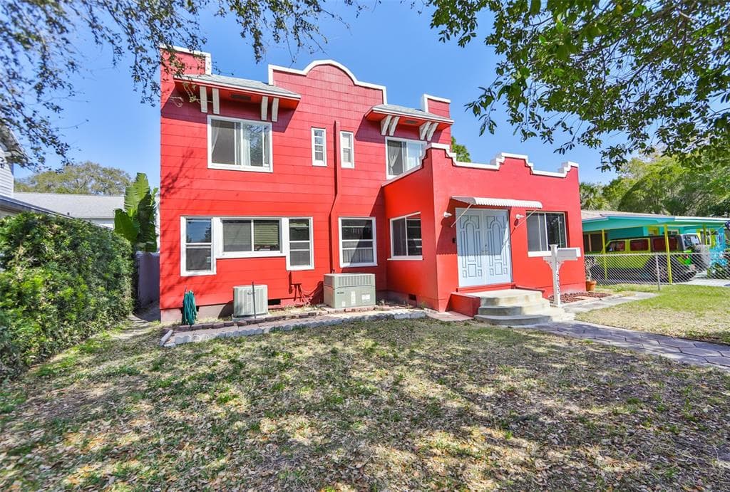 5633 2ND AVENUE N ST PETERSBURG, FL 33710