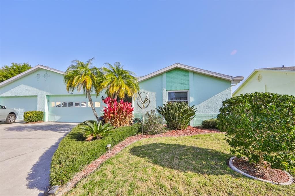 1908 BOSKY COURT SUN CITY CENTER, FL 33573