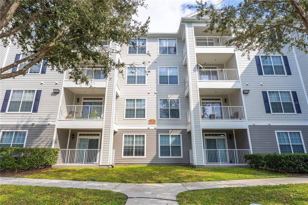 3177 FELTRIM PLACE UNIT 203 KISSIMMEE, FL 34747