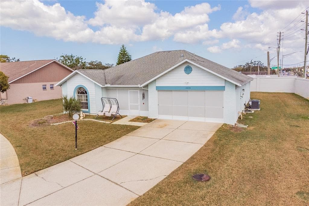 10654 FALLEN LEAF LANE PORT RICHEY, FL 34668