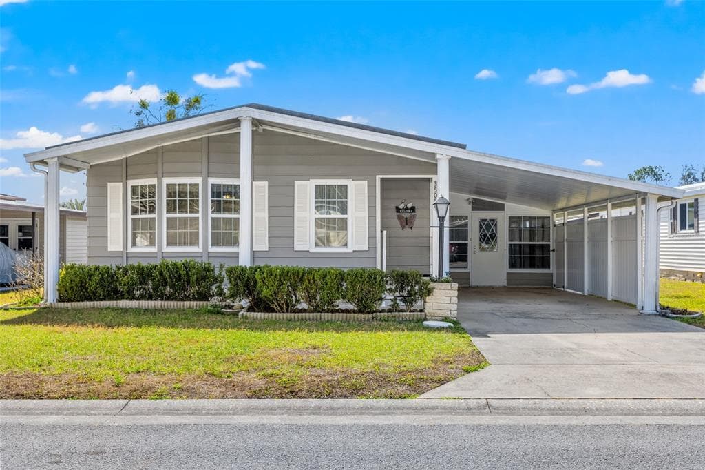 35054 MCCULLOUGHS LEAP ZEPHYRHILLS, FL 33541