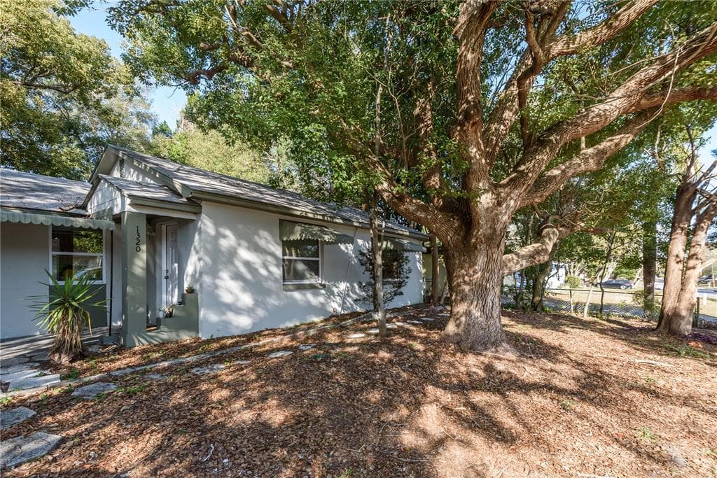 1320 WOODBINE STREET CLEARWATER, FL 33755