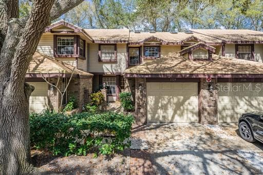 1524 MAHOGANY LANE PALM HARBOR, FL 34683