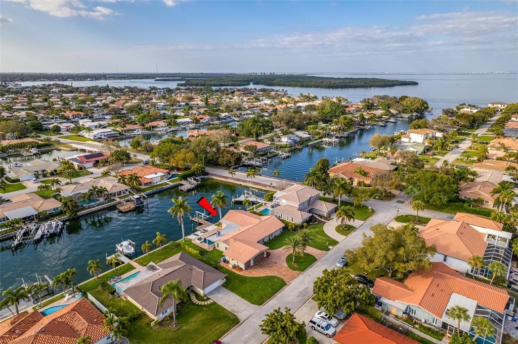 1991 ILLINOIS AVENUE NE ST PETERSBURG, FL 33703