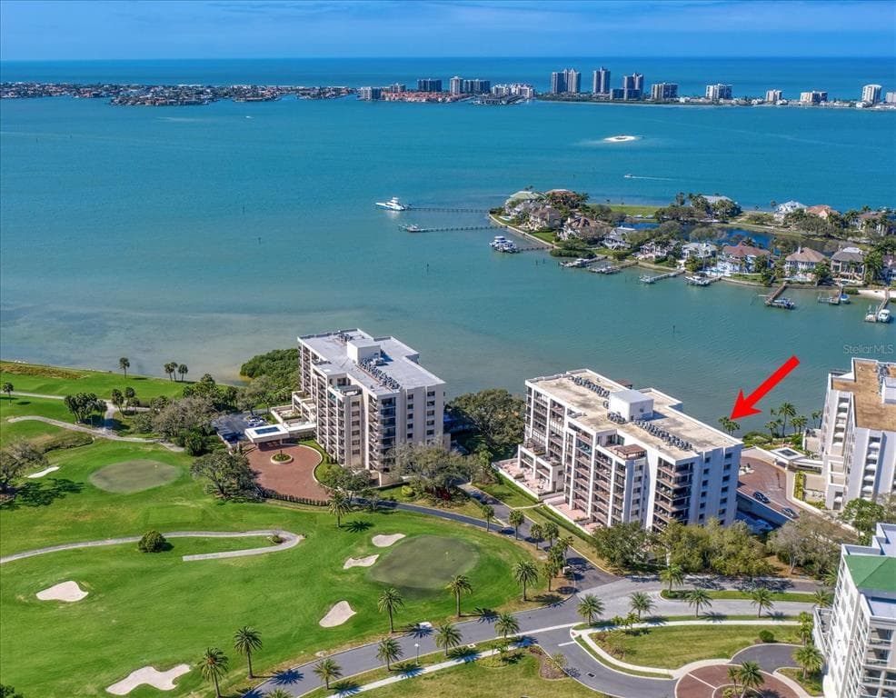 6 BELLEVIEW BOULEVARD UNIT 504 BELLEAIR, FL 33756