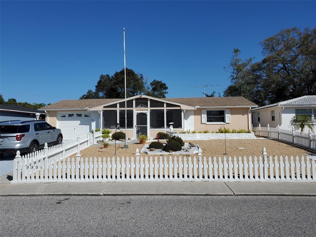 5551 DOVE DRIVE NEW PORT RICHEY, FL 34652