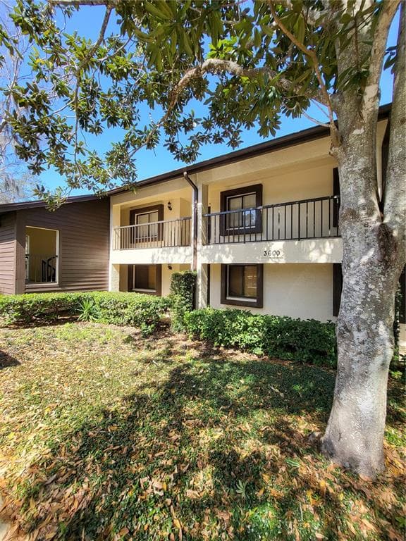 3600 MAGNOLIA RIDGE CIRCLE UNIT 1221-G PALM HARBOR, FL 34684