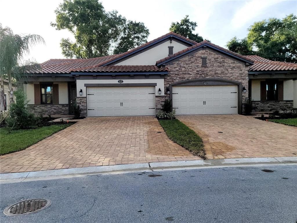 4072 SOLAMOR STREET LAKELAND, FL 33810