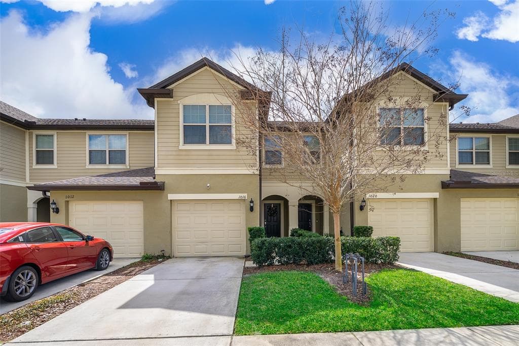 1016 PAVIA DRIVE APOPKA, FL 32703