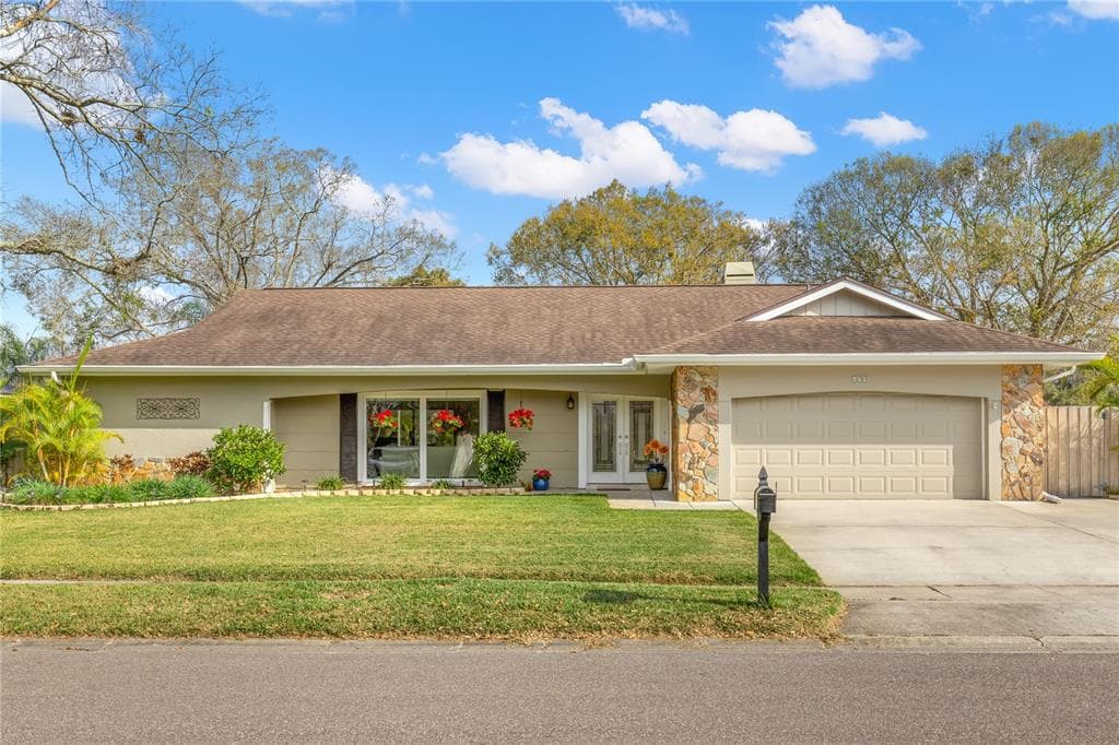450 PALMDALE DRIVE