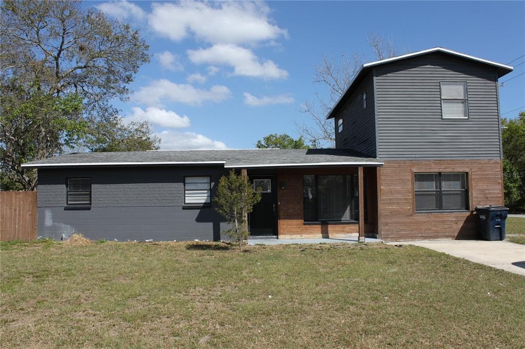 3201 W ROGERS AVENUE TAMPA, FL 33611