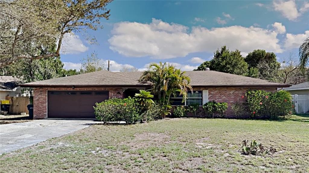 108 HARRISON ROAD WINTER HAVEN, FL 33884