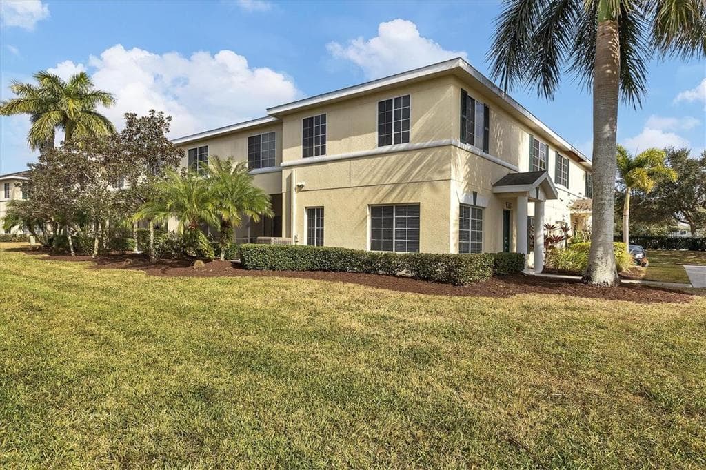 347 CAPE HARBOUR LOOP UNIT 102