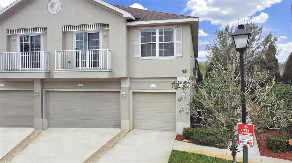 27857 PLEASURE RIDE LOOP WESLEY CHAPEL, FL 33544