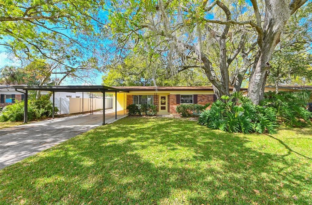 6024 AMBASSADOR DRIVE TAMPA, FL 33615