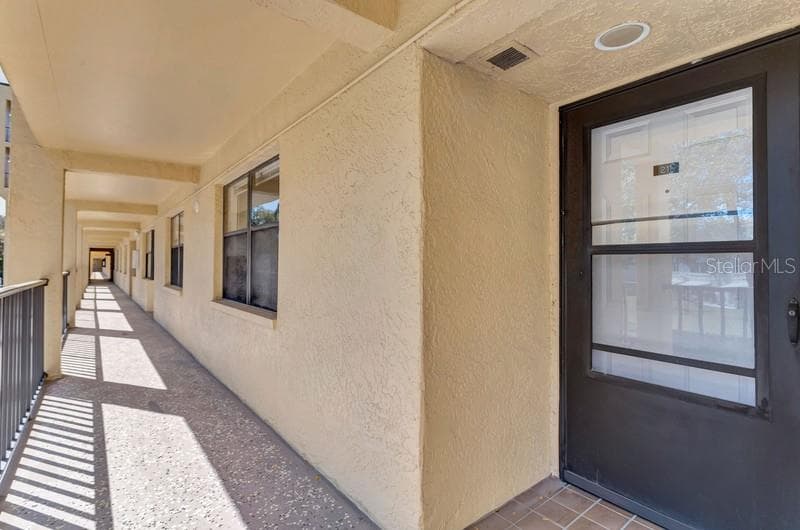 5775 PARK STREET N UNIT 211 ST PETERSBURG, FL 33709