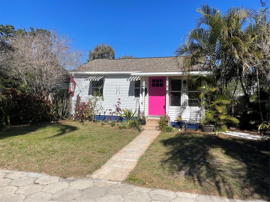 4221 BURLINGTON AVENUE N ST PETERSBURG, FL 33713