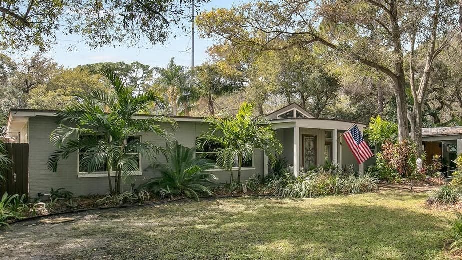10030 59TH AVENUE N ST PETERSBURG, FL 33708