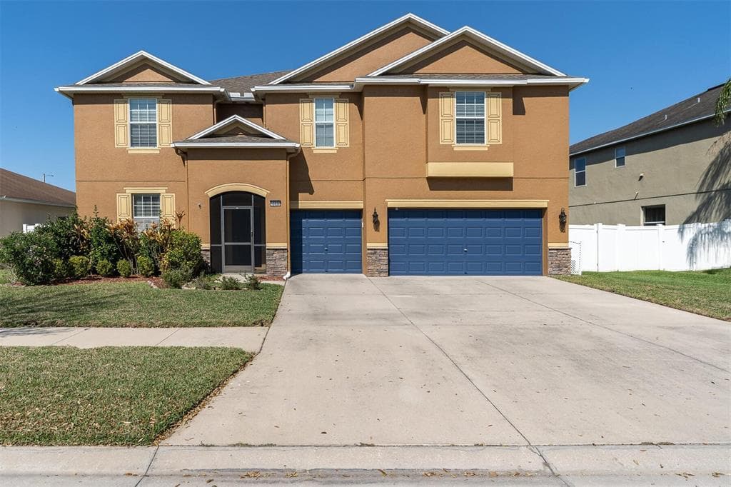 10830 CARLOWAY HILLS DRIVE