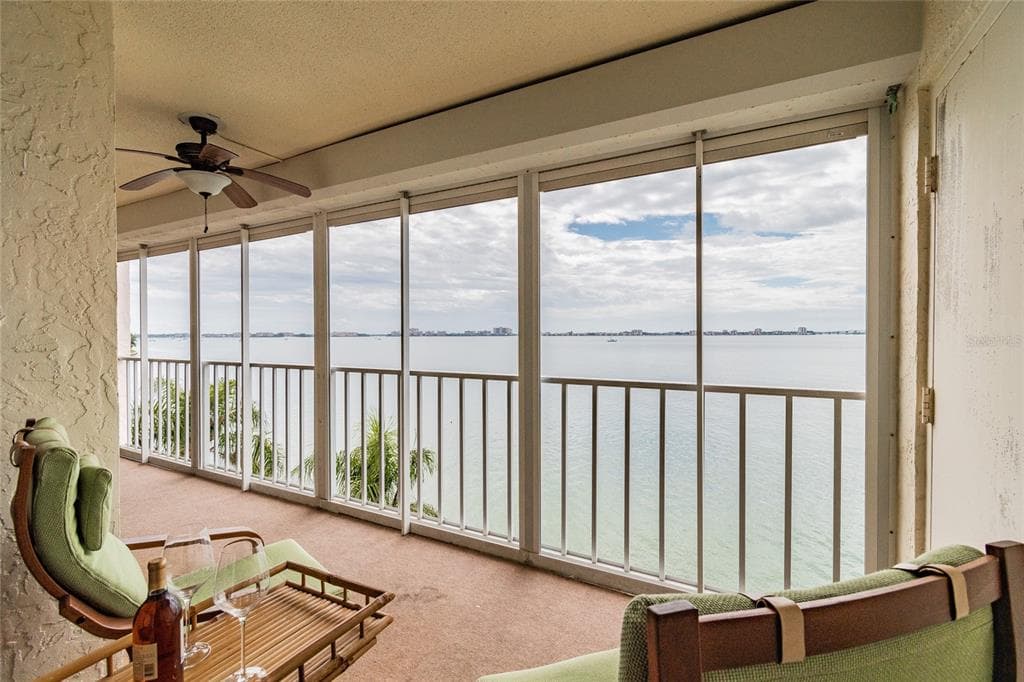 6060 SHORE BOULEVARD S UNIT 307 GULFPORT, FL 33707