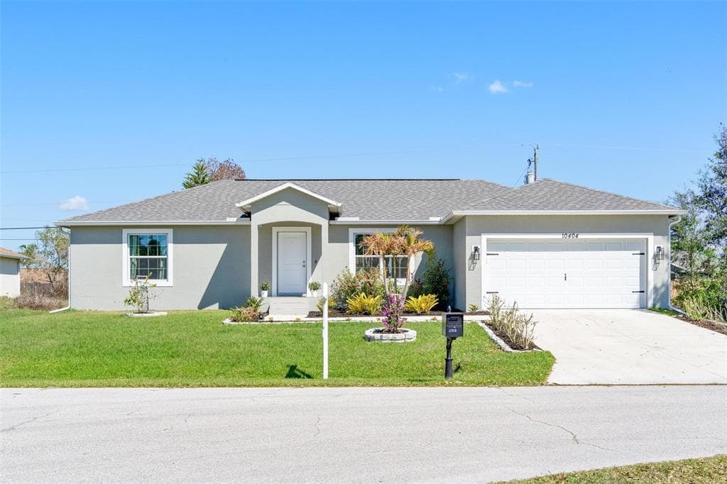10404 ALEXANDRIA AVENUE ENGLEWOOD, FL 34224