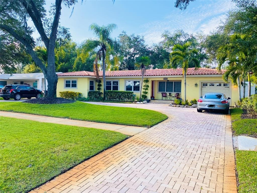 1612 INDIAN ROCKS ROAD