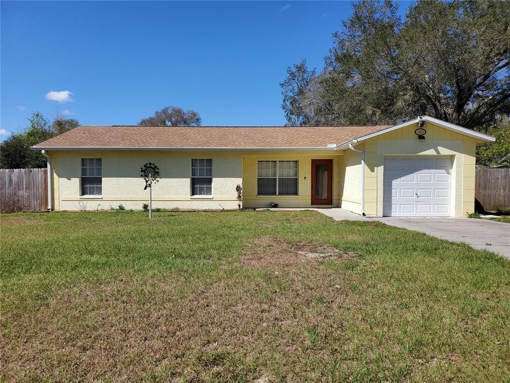 5421 GENEVIEVE CIRCLE ZEPHYRHILLS, FL 33542