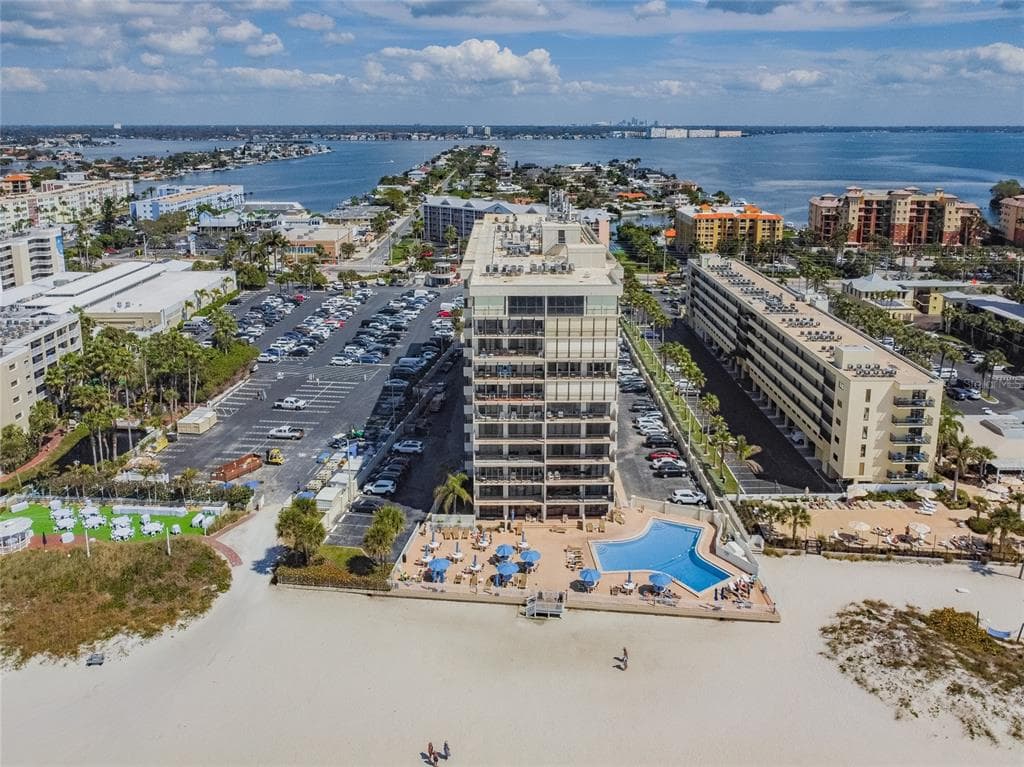 5396 GULF BOULEVARD UNIT 907 ST PETE BEACH, FL 33706