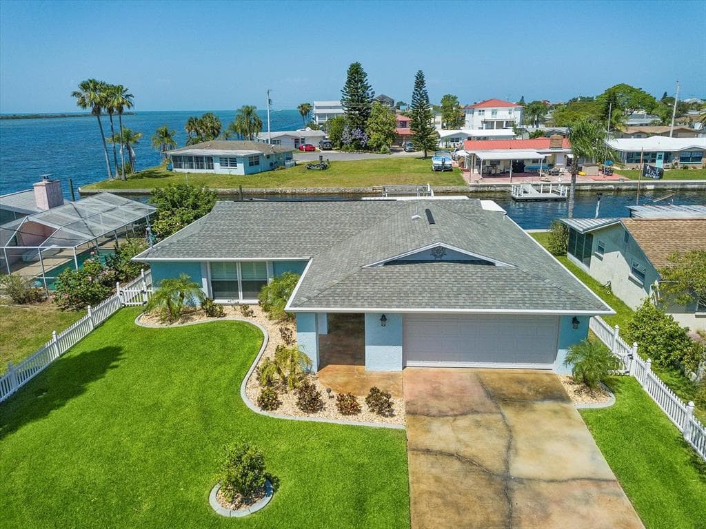 13515 MARIA DRIVE HUDSON, FL 34667