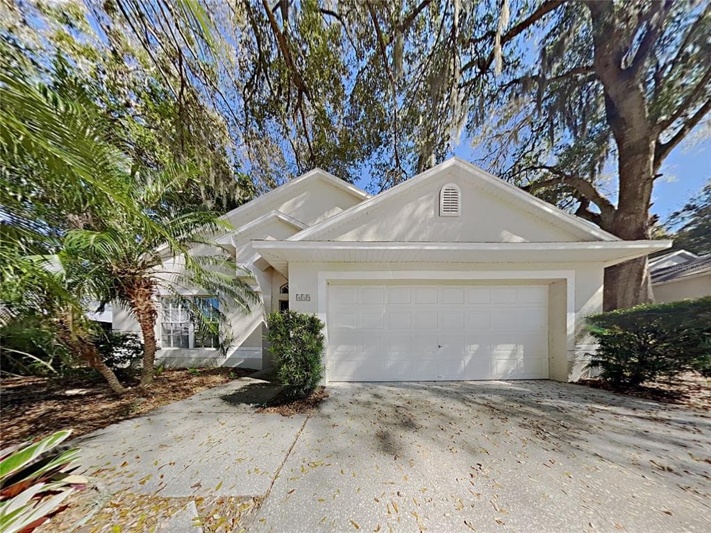 419 VALENCIA PARK DRIVE SEFFNER, FL 33584