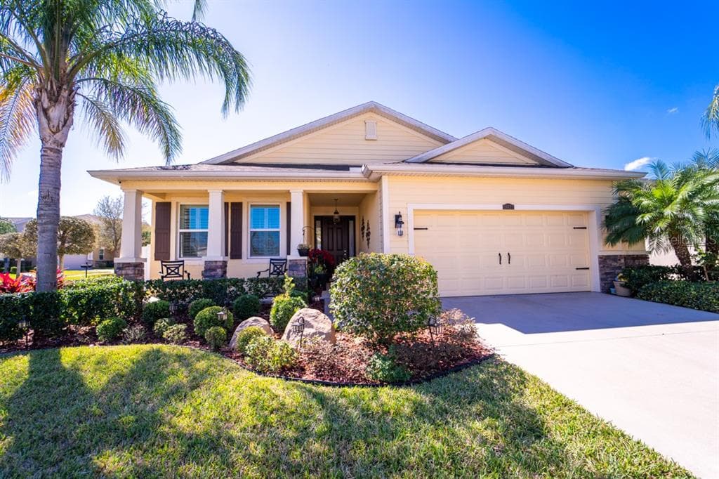 10627 SCENIC HOLLOW DRIVE
