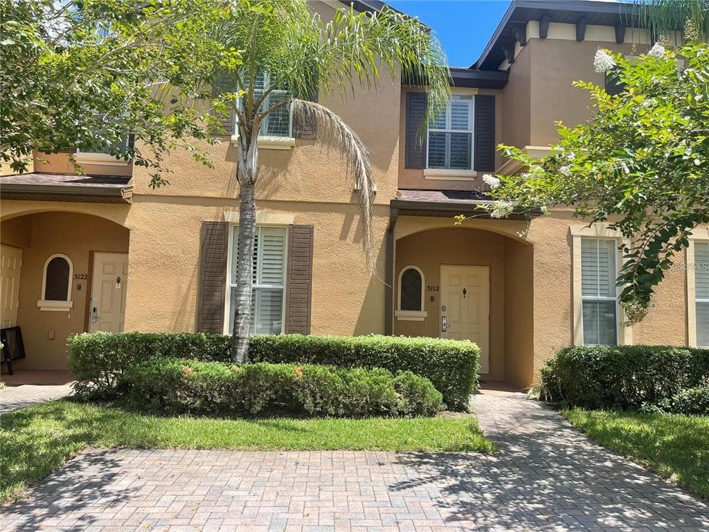 3112 CALABRIA AVENUE UNIT 3112 DAVENPORT, FL 33897