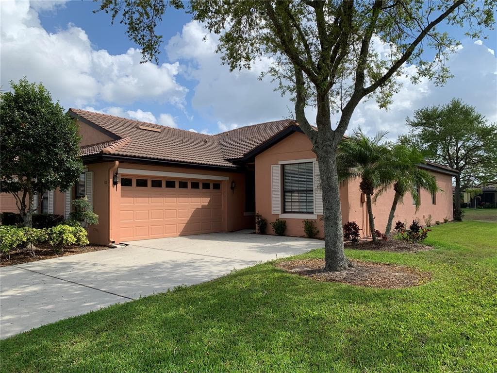 119 SHELL FALLS DRIVE APOLLO BEACH, FL 33572