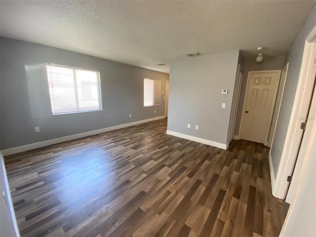 6207 12TH STREET COURT E BRADENTON, FL 34203