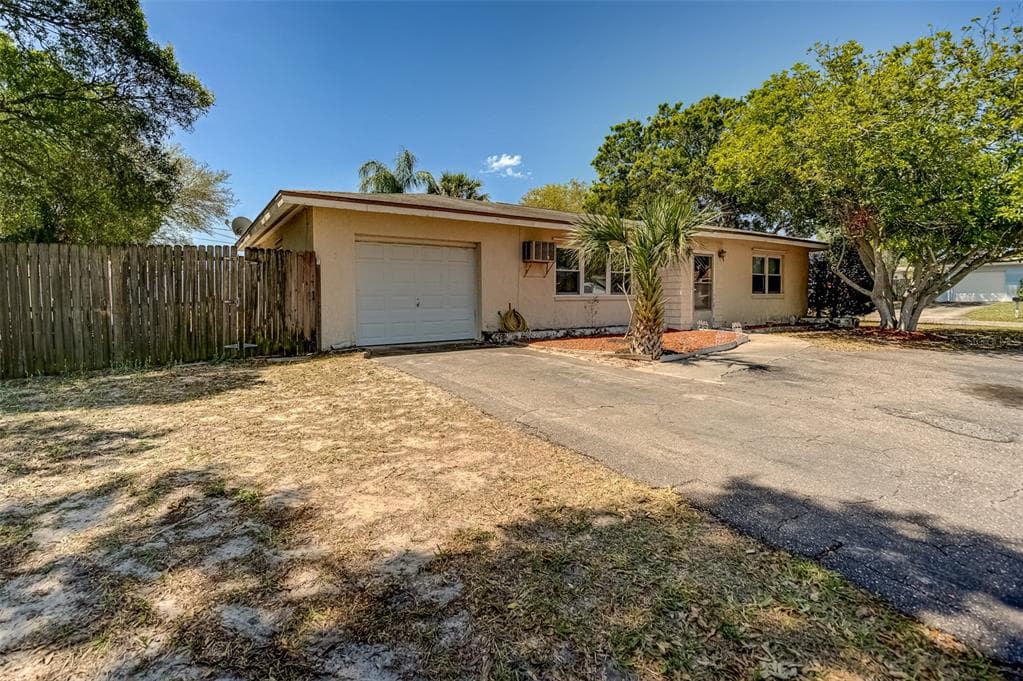 12424 105TH STREET LARGO, FL 33773