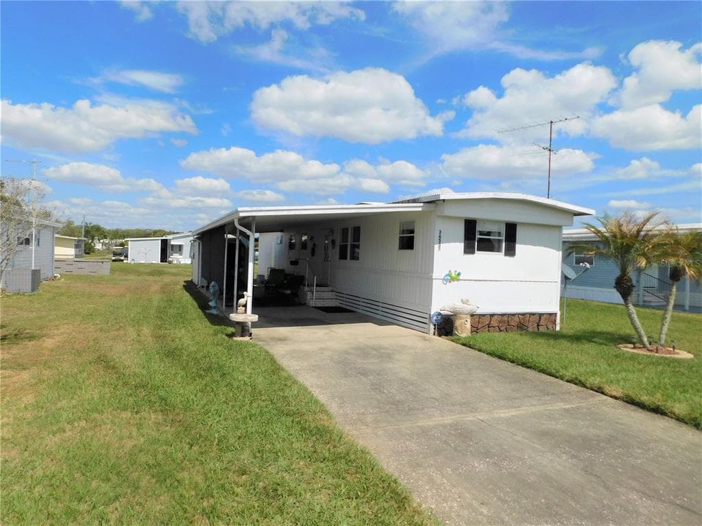 36533 LAKEWOOD DRIVE ZEPHYRHILLS, FL 33542