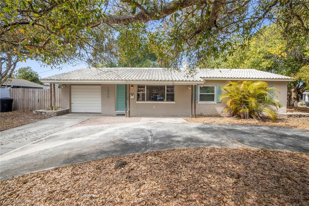 1698 65TH STREET N ST PETERSBURG, FL 33710