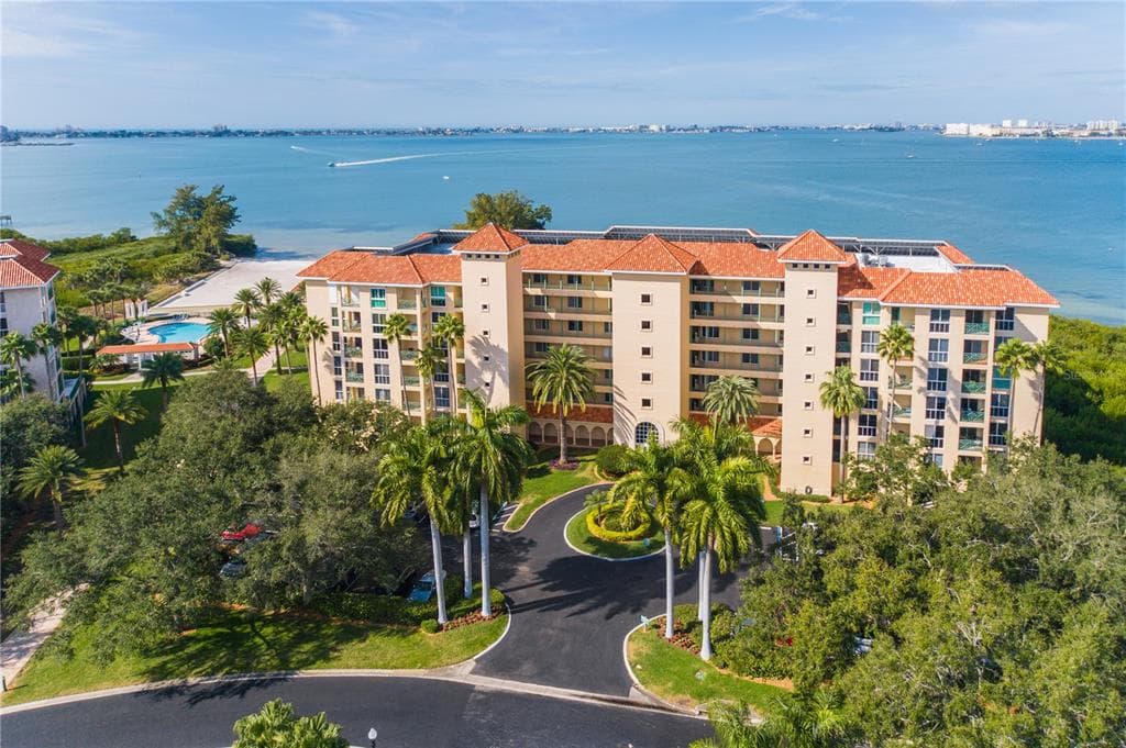 4737 DOLPHIN CAY LANE S UNIT 206 ST PETERSBURG, FL 33711