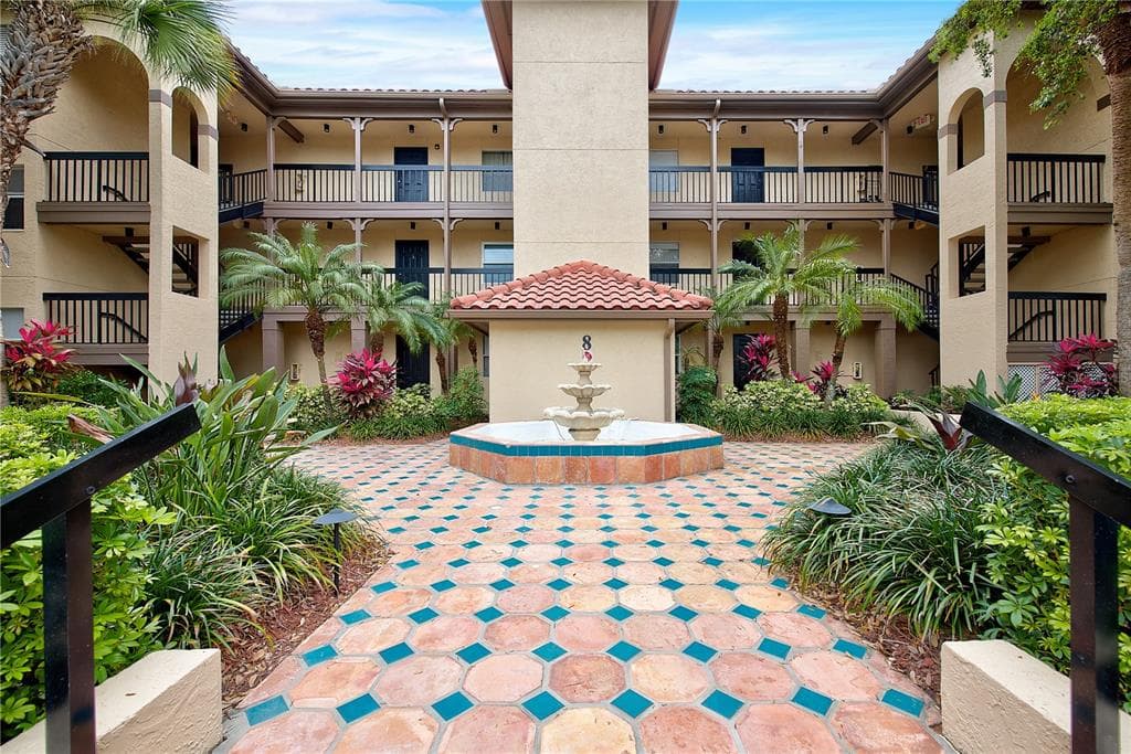 2400 FEATHER SOUND DRIVE UNIT 835 CLEARWATER, FL 33762