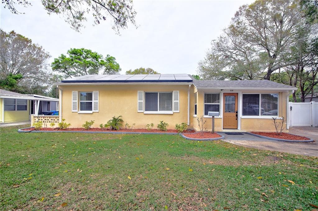 1541 CANTERBURY ROAD N ST PETERSBURG, FL 33710