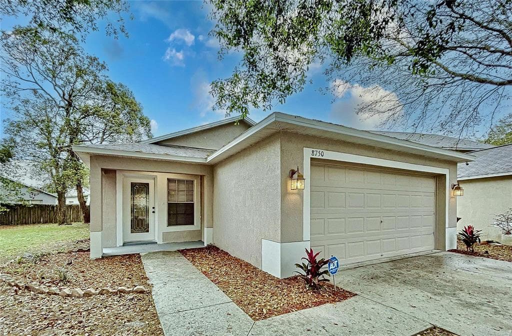 8750 MORRISON OAKS COURT TEMPLE TERRACE, FL 33637