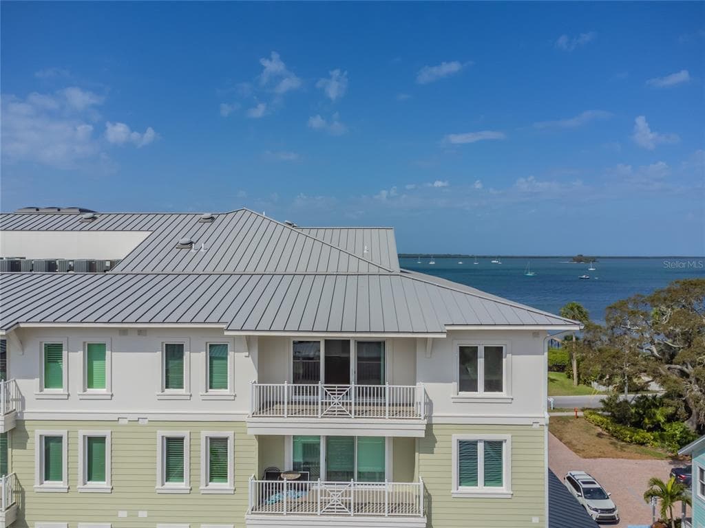 200 MAIN STREET UNIT 402 DUNEDIN, FL 34698